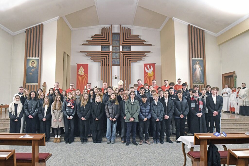 Bierzmowanie – bp Sławomir Oder – dekanat Gliwice-Łabędy – 04.02.2026 r.